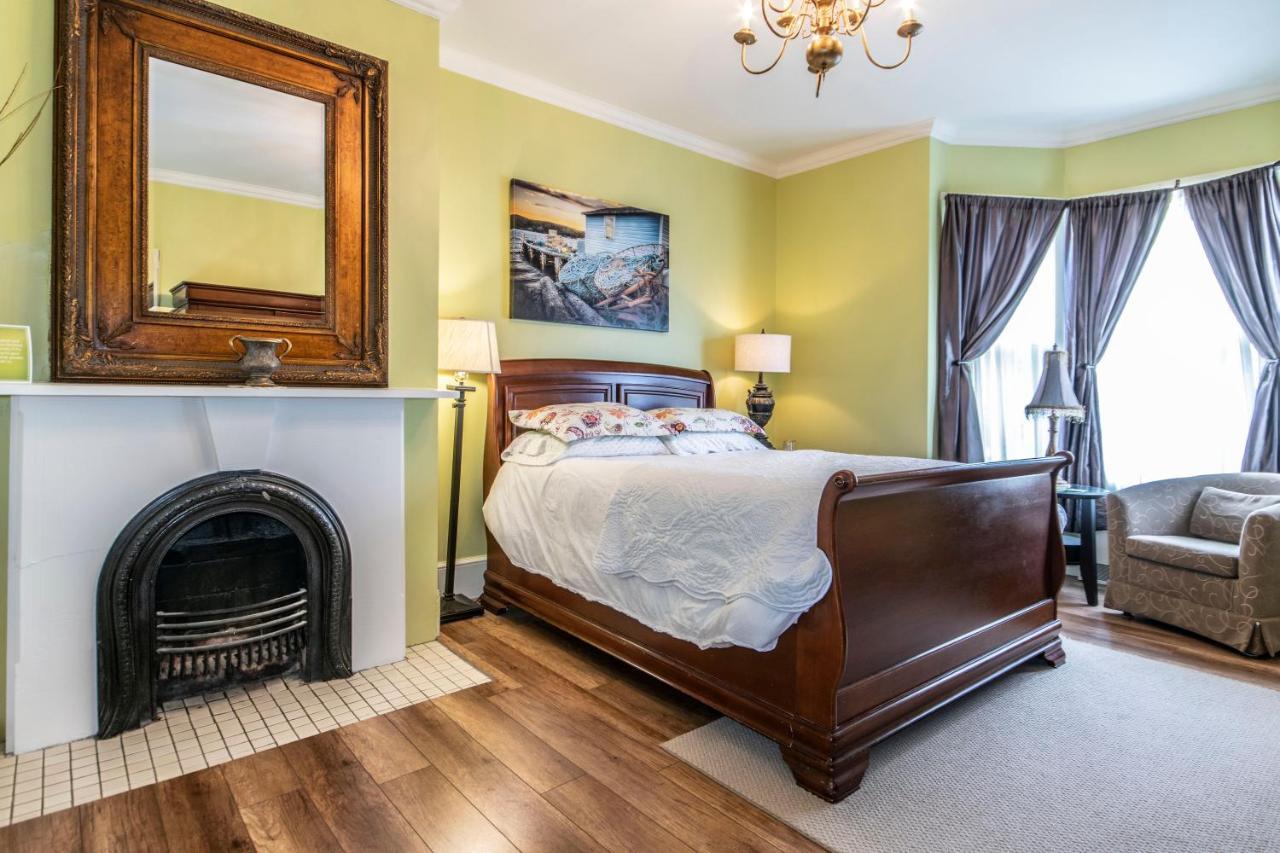 The Elizabeth Manor Guesthouse Сент Джонс Стая снимка