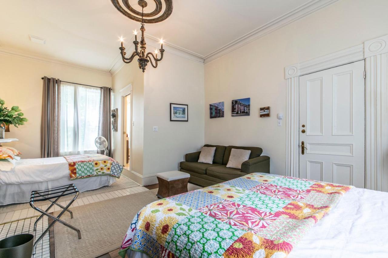 The Elizabeth Manor Guesthouse Сент Джонс Екстериор снимка